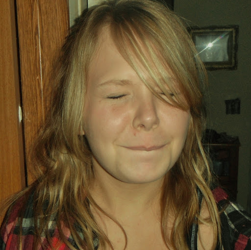 Amanda Biggs Photo 43