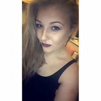 Louise Kennedy Photo 9