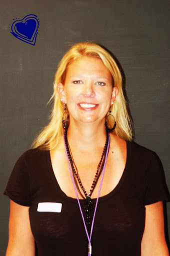 Laura Norman Photo 10