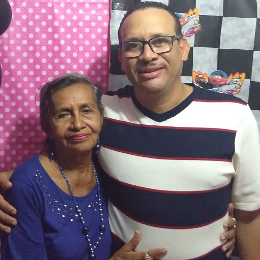 Ronald Herrera Photo 24