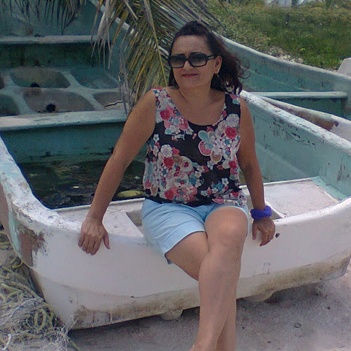 Lourdes Lopez Photo 21