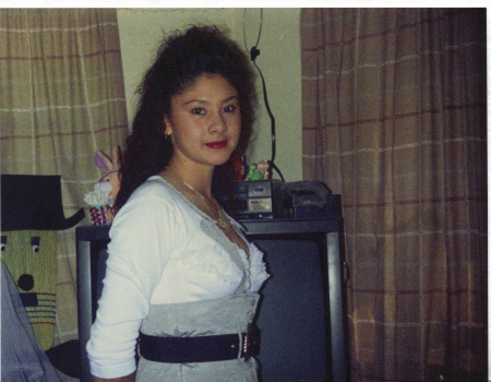 Victoria Reyes Photo 17