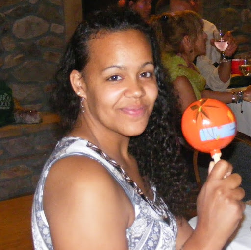 Natalie Robinson Photo 2