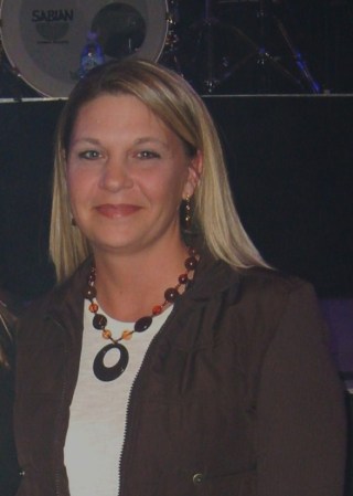 Amanda Long Photo 34