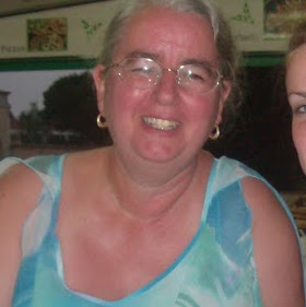 Lynda Taylor Photo 25