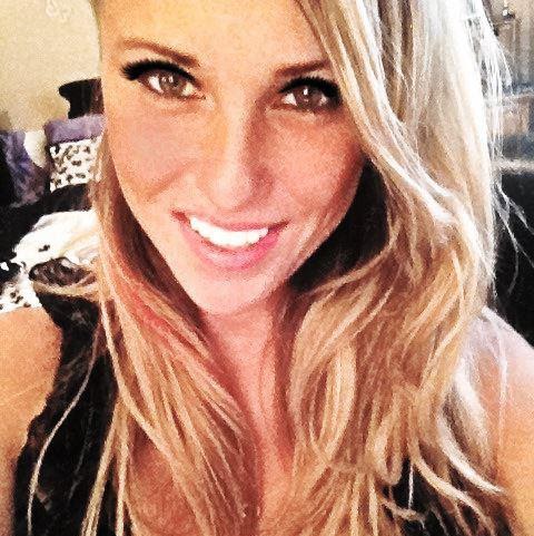 Jessica Hughes Photo 32