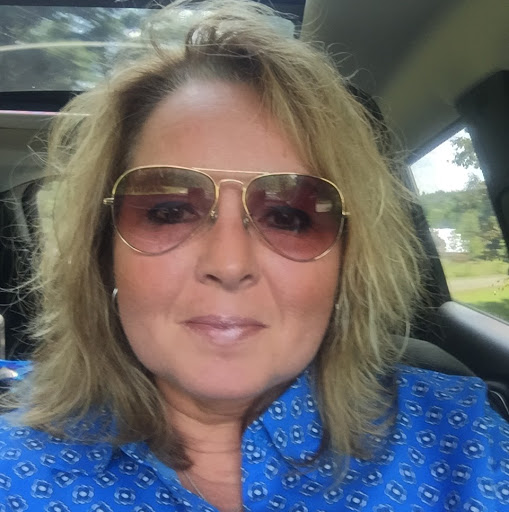 Sherri Middleton Photo 17