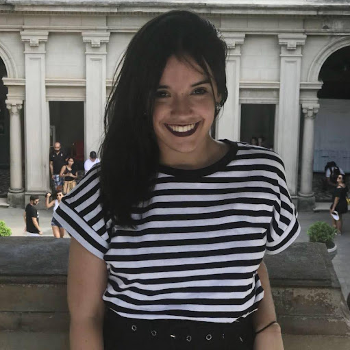 Julia Matta Photo 19