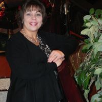 Annette Locklear Photo 11