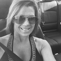 Nancy Reeves Photo 25