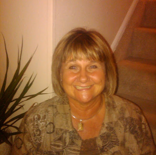 Diane Sanders Photo 11