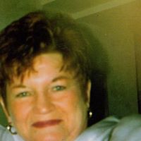 Betty Wall Photo 38