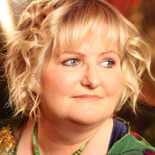 Catherine Daly Photo 10
