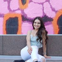 Sarah Regan Photo 6