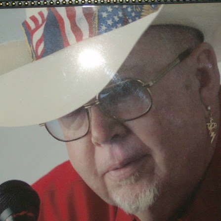 Johnny Hurst Photo 8