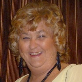 Cynthia Baxter Photo 38