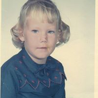 Kim Roberts Photo 23