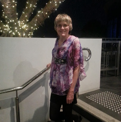 Jacqueline Lloyd Photo 24