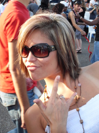 Elizabeth Villarreal Photo 23