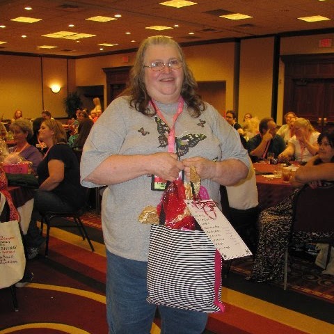 Cheryl Calhoun Photo 23