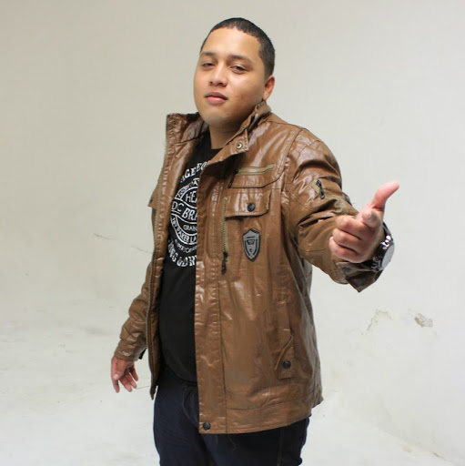 Robert Aponte Photo 43