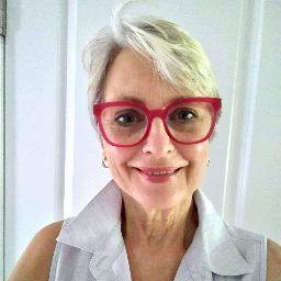 Theresa Graves Photo 24