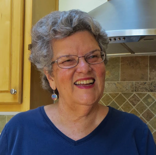 Barbara Saunders Photo 37