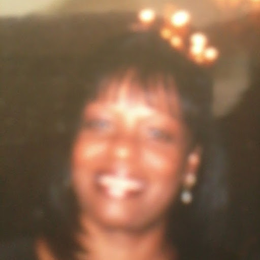 Regina Hobbs Photo 17