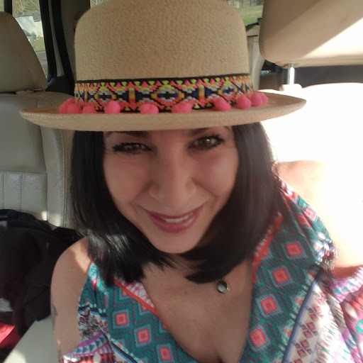 Pamela Moon Photo 9