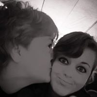 Brittney Akins Photo 7