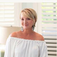 Coleen Lynch Photo 12