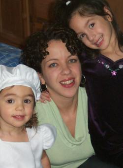 Nancy Gonzalez Photo 44
