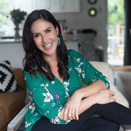 Kelly Carmichael Photo 40