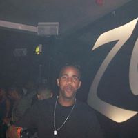 Carlos Simpson Photo 33