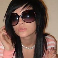 Emily Howard Photo 15