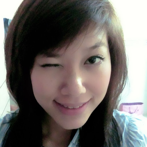 Katie Dang Photo 29