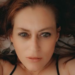 Annette Oliver Photo 21