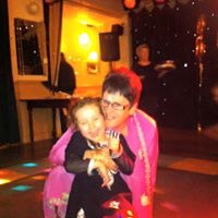 Angela Davidson Photo 25