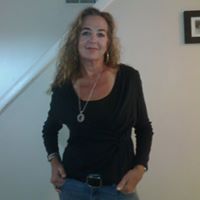 Nancy Heffernan Photo 7