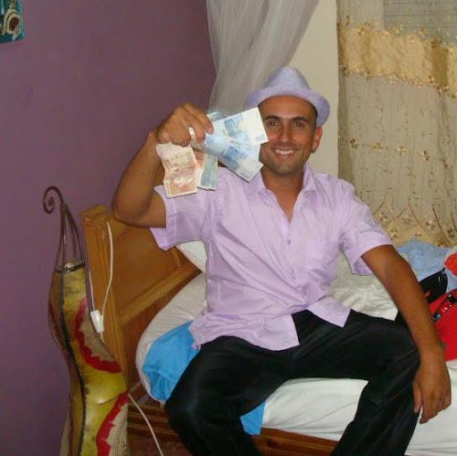 Luis Rosado Photo 19