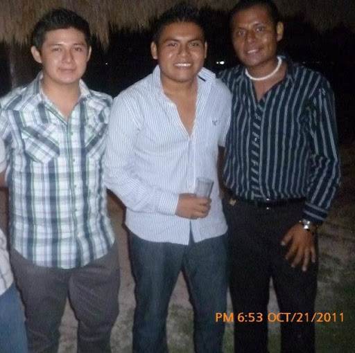 Carlos Pacheco Photo 30