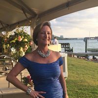 Christine Kelley Photo 15