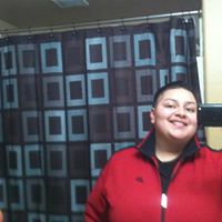 Elizabeth Saenz Photo 40