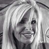 Debra Benjamin Photo 11