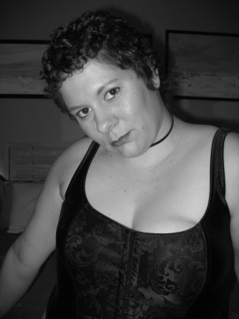 Candice Williams Photo 18