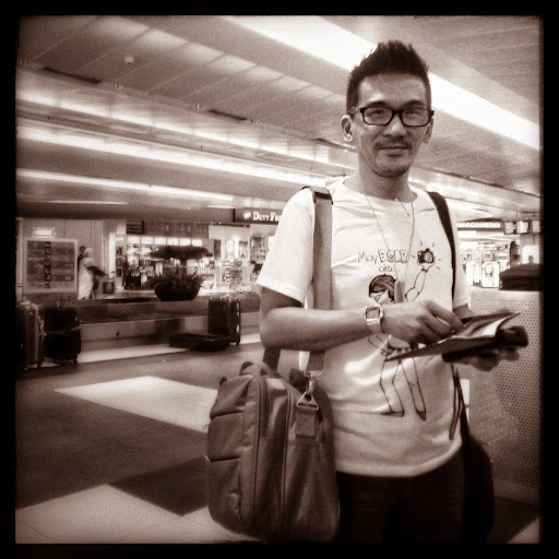 Eugene Lim Photo 17