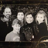 Jennifer Crow Photo 17