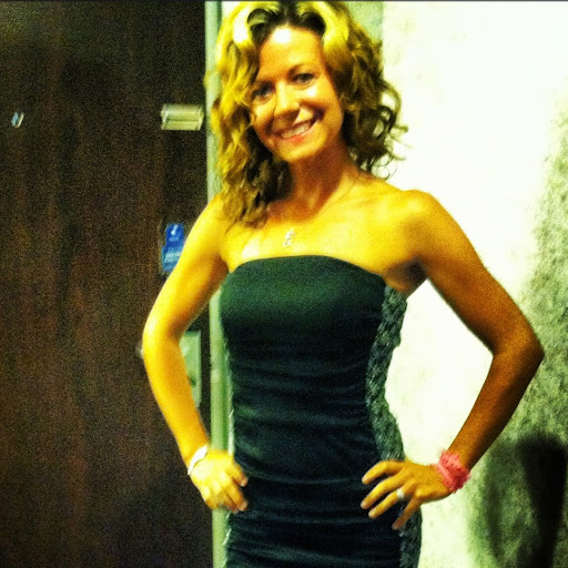 Alyson Randall Photo 8