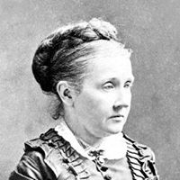 Julia Howe Photo 23