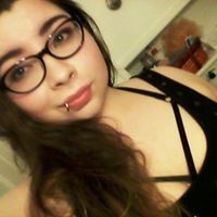 Amie Torres Photo 28